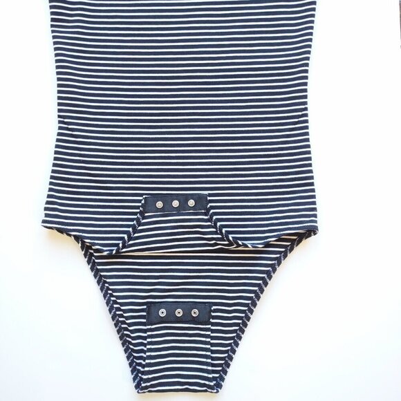 Everlane Sleeveless Tank Top Bodysuit Black White Stripe Soft Stretch Size XS - Picture 7 of 8